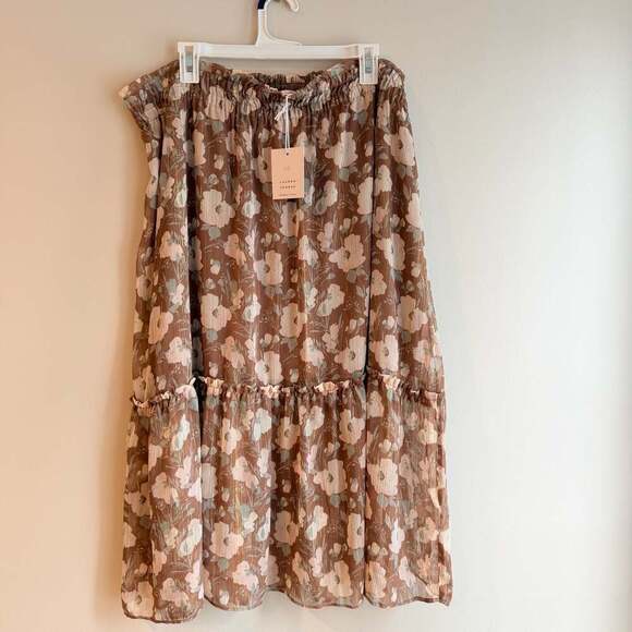 LC Lauren Conrad Dresses & Skirts - NWT LC Lauren Conrad Women's Plus 2X Floral Ruffle Tiered Midi Skirt in Brown an